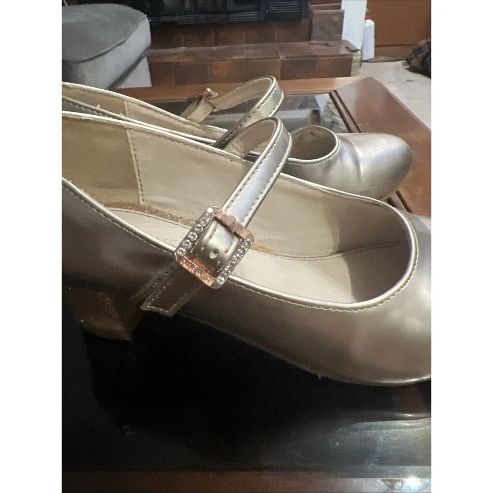 Nine West Mary Jane Heels Kids Size 13 Champagne Gold Glitter Buckle Dress Shoes
